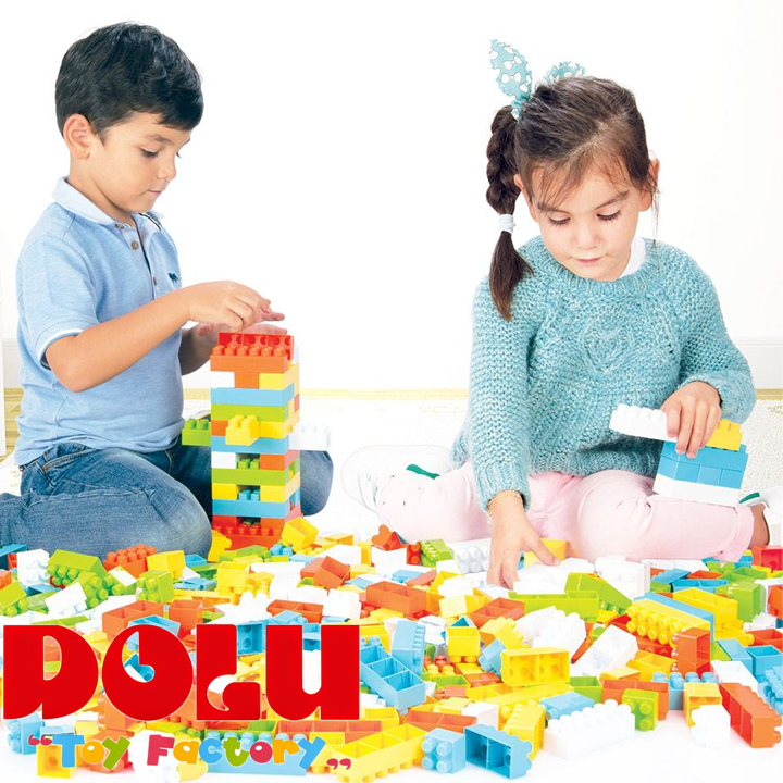 Konstruktor 75 chasti dolu