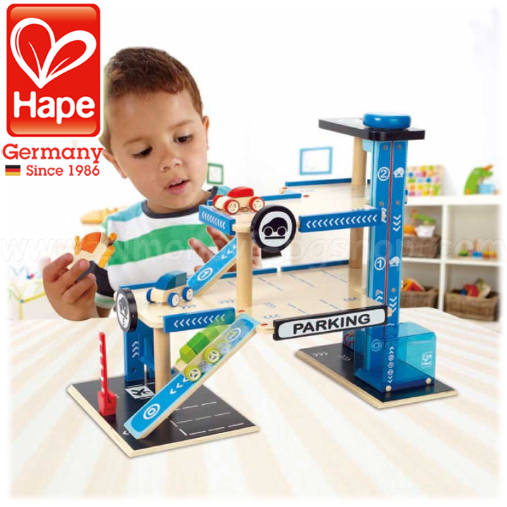 Hape - parcare din lemn H3005