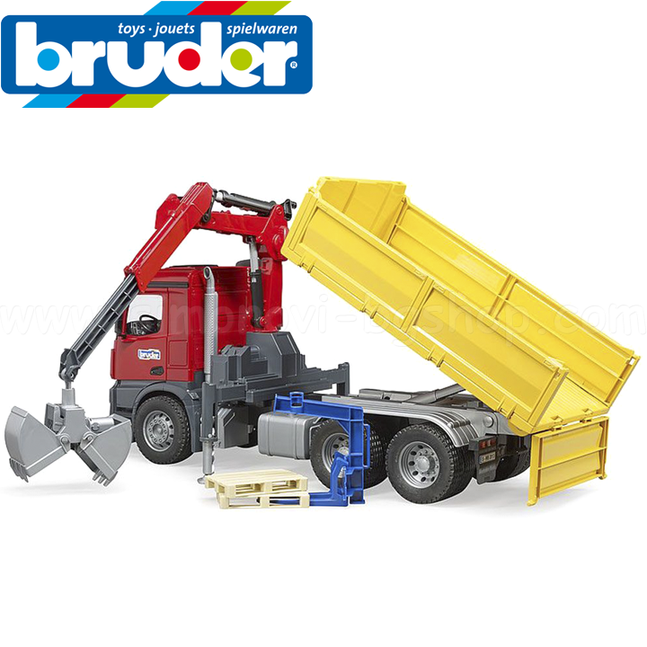 *Bruder     MERCEDES BENZ 03651
