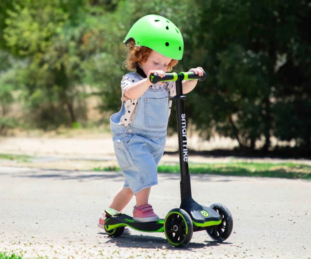 * 2025 Smart Trike Scooter smarTrike Xtend Ride-on Green