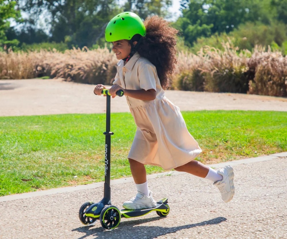 * 2025 Smart Trike Scooter smarTrike Xtend Ride-on Green