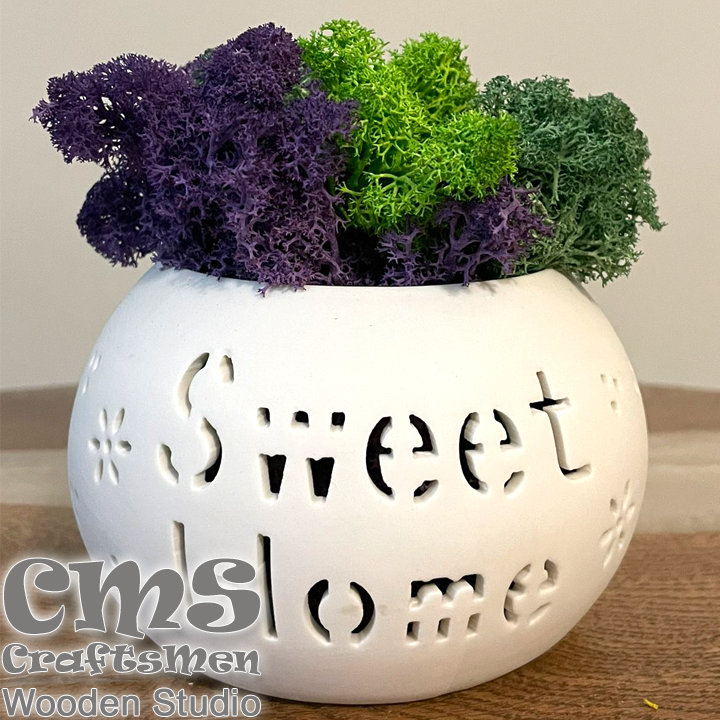 Crafts Men Studio Ceramic pot with Scandinavian moss Sweet Home "Lilac/Green"