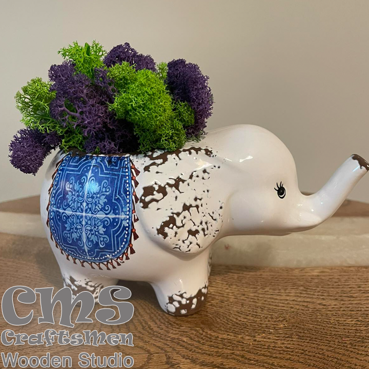 Crafts Men Studio Ceramic elephant with Scandinavian moss "Green / Lilac"